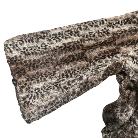 Faux Fur Leopard Print 3/4 Sleeve Jacket Snap Front Coat Collar - Picture 10 of 11